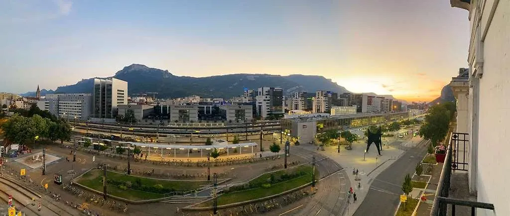 Campanile Grenoble Centre Gare 3*,  France